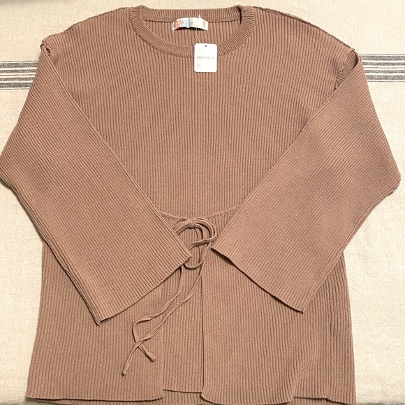 Free People Wrap Tie Front Top - Picture 2 of 13